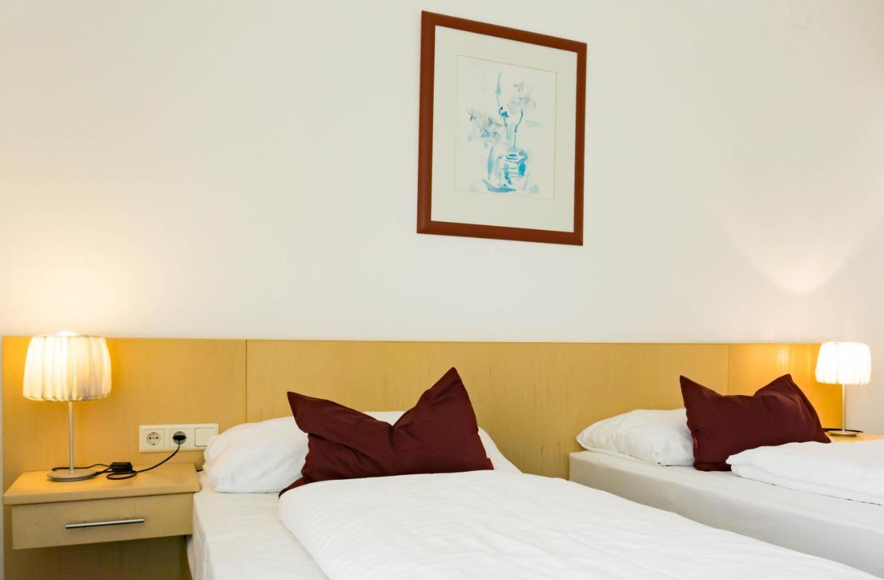 Kaplan am Kurpark Hotel Bad Tatzmannsdorf Bagian luar foto